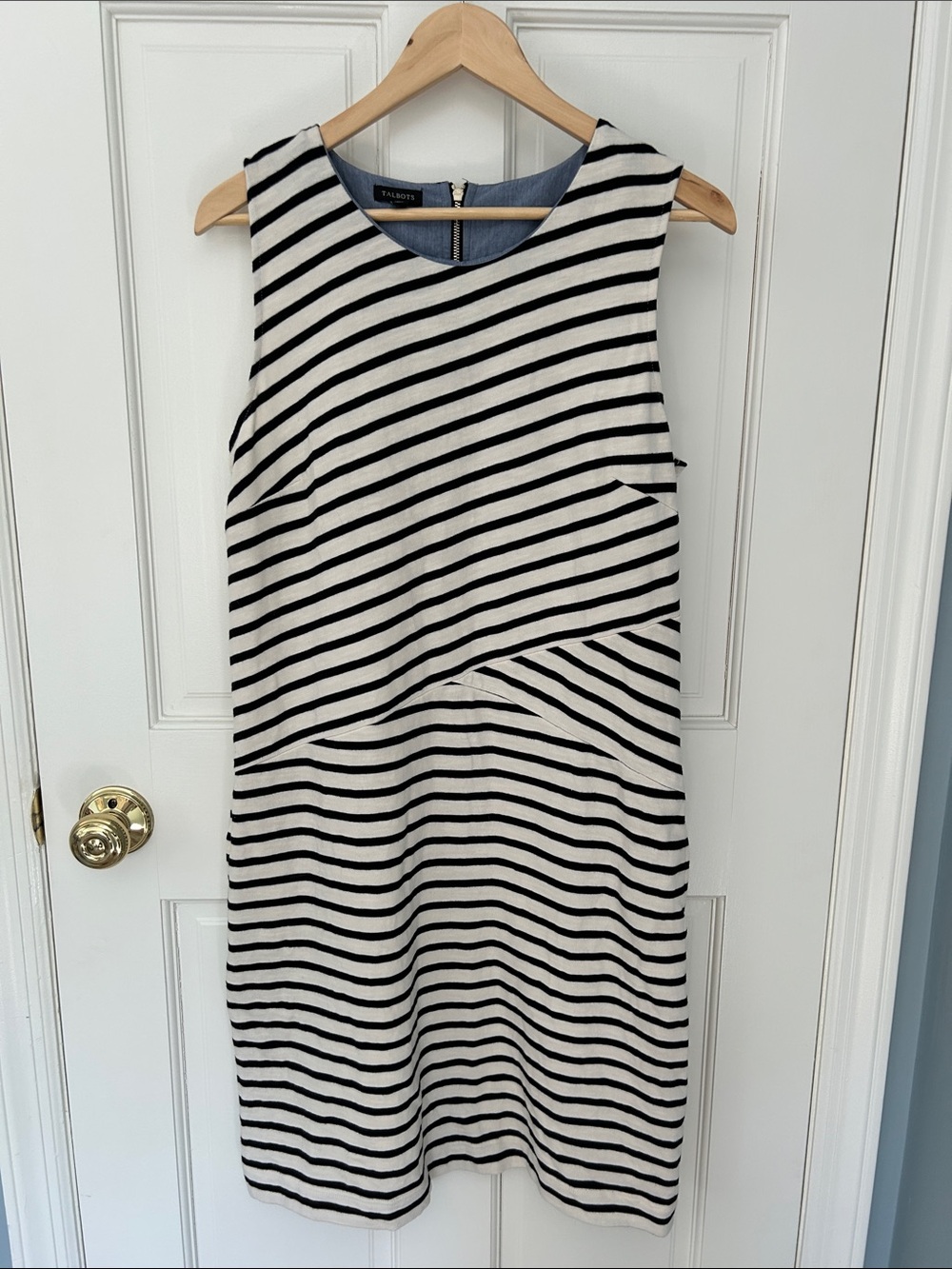 Talbots navy ivory Striped Sleeveless Dress, like new! Sz M